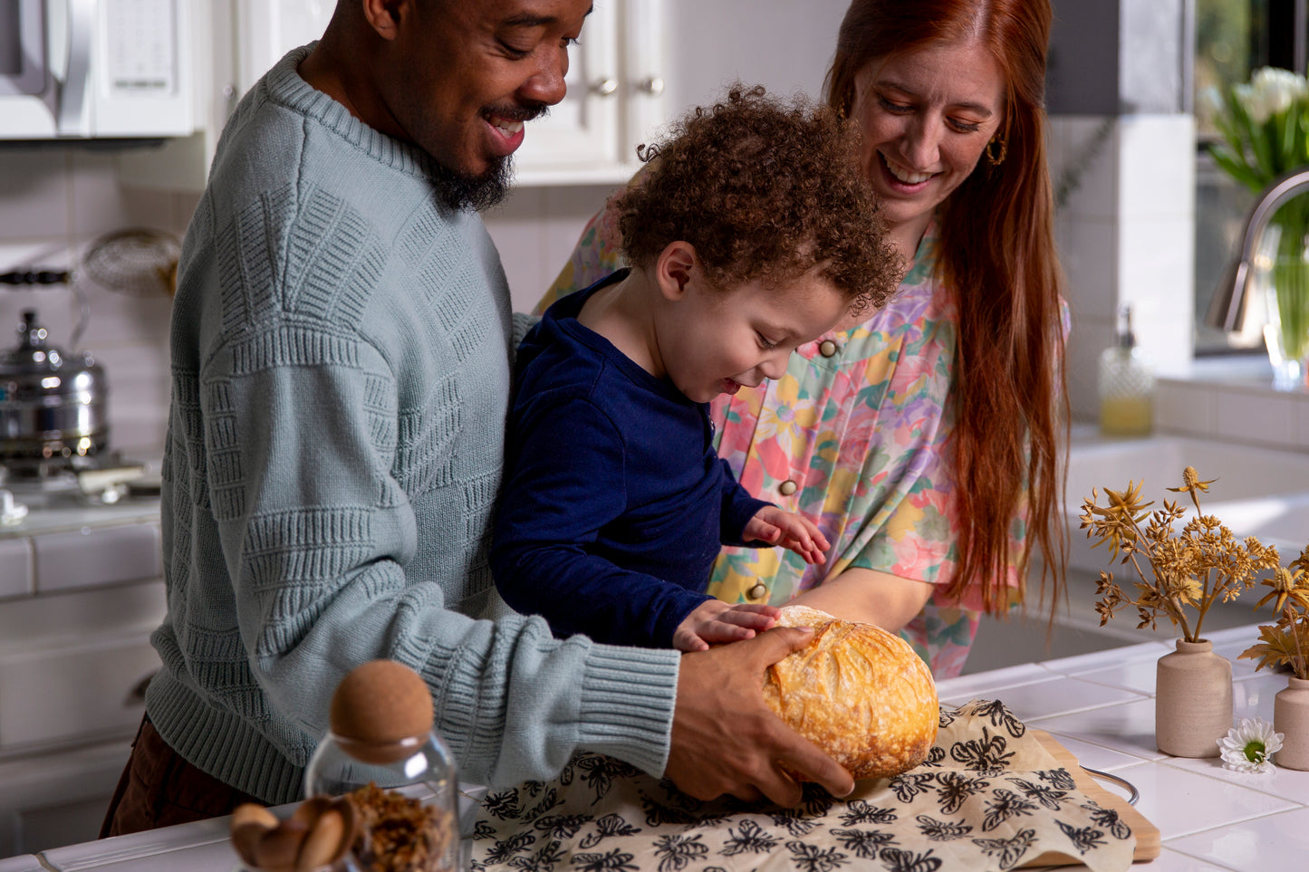 Beeswax Wrap XL 18"x 21" | Sourdough Wrap | Storage Pouch–Eco-Friendly & Sustainable Storage | Bee Wax Wrap Like Linen | Made In USA