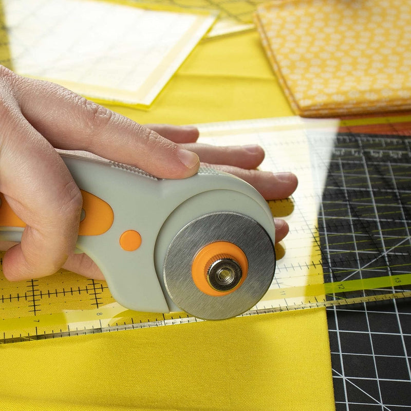 Cutting Mat and Rotary Cutter Set