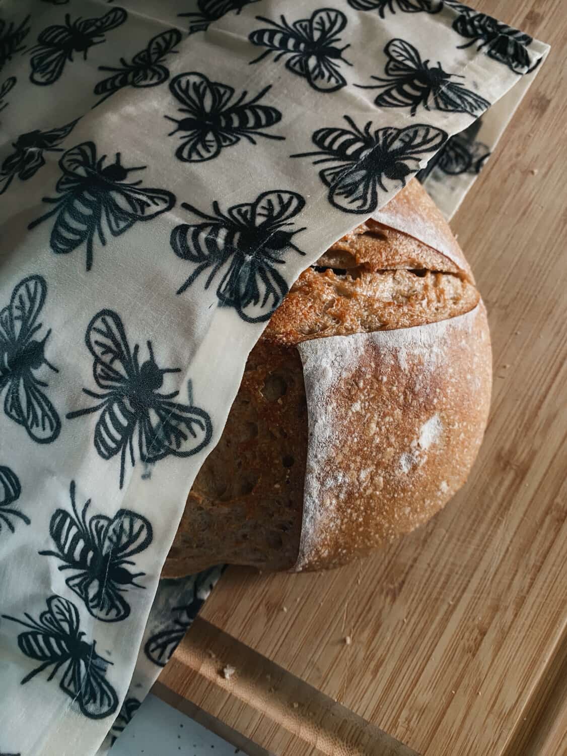 Organic Beeswax Bread Bag XL  | 16"x16" | Storage Pouch–Eco-Friendly & Sustainable Storage | Bee Wax Wrap | Like Linen